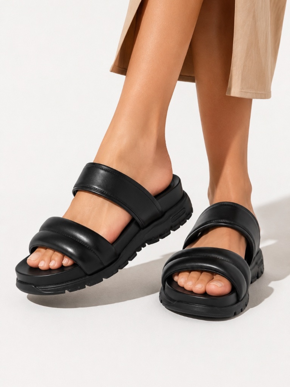 Cole Haan Black Quilted Double Band Leather Slide Sandals for Women sz 8 New